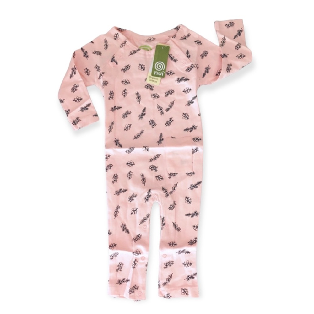 Nui organics romper/sleeper